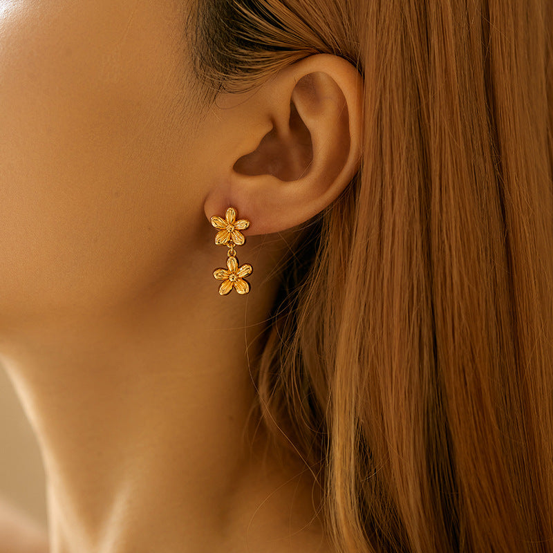 Wholesale S925 Silver Needle Flower Plated 18K Real Gold Earrings